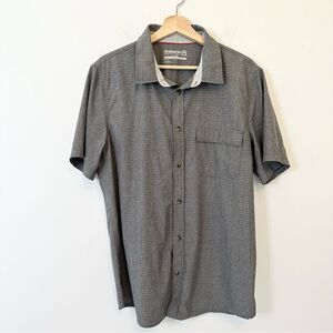 Avalanche outdoor supply company shirt grey size large with hidden pocket